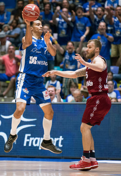 接近的对决 接近的对决