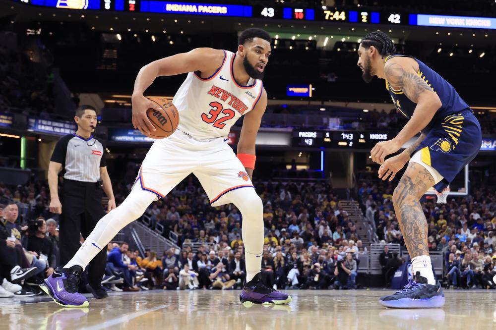 无缘八强！十人罗马1-3总比分3-4遭毕巴逆转 胡梅尔斯11分钟直红.