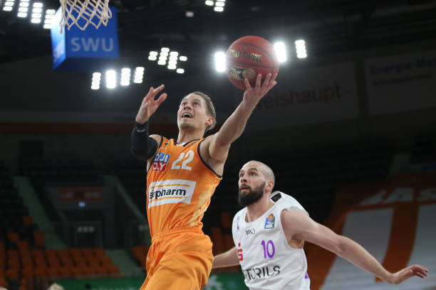 B费哥哥谈B费：我们传球的方式，踢球的风格都很相似