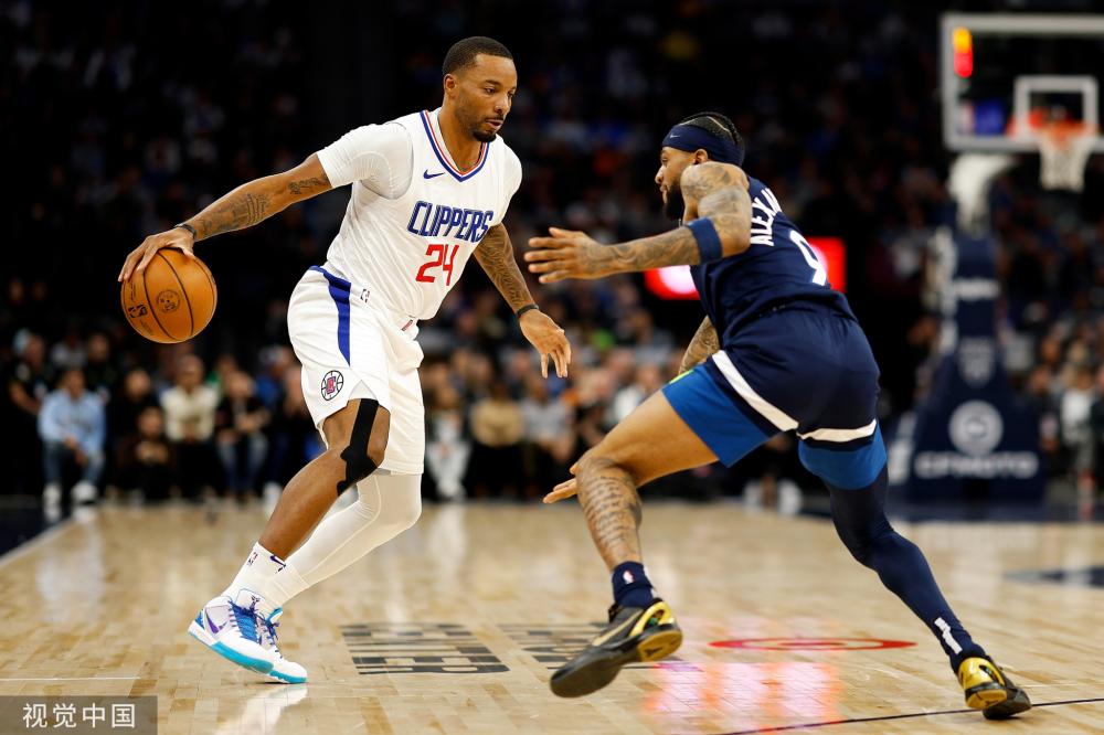 邮报：图赫尔希望球员彼此坦诚交流，像NBA球员一样相互鼓励.